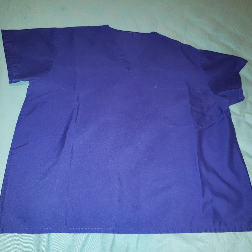 Blue Scrub Top  💉 💊